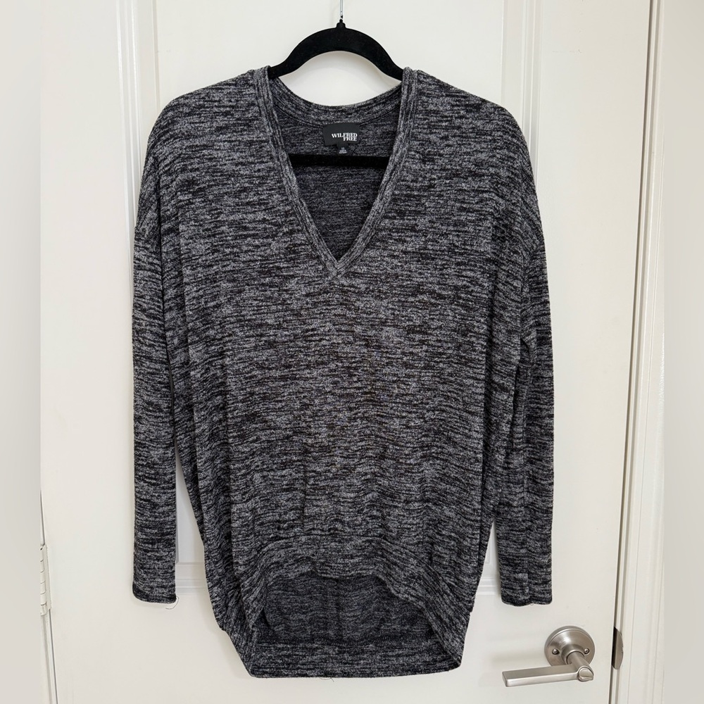 Wilfred Gray Long Sleeve Top
